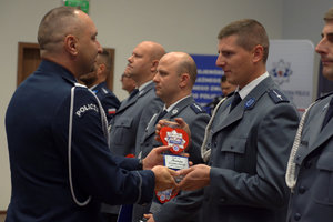 &quot;Kryształowe Serca&quot; wręczone policjantom z regionu