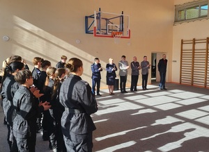 Uroczystość wręczenia awansów w klasie policyjnej.