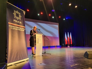 Zdjęcie Komendanta Powiatowego Policji w trakcie przemowy